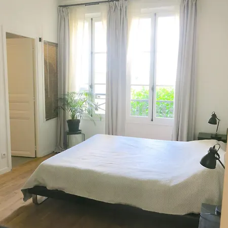 Roommate Share Colocation 1 Bedroom In Two Bedroom Luxe Marais Bretagne Citycosy Appartamento Parigi