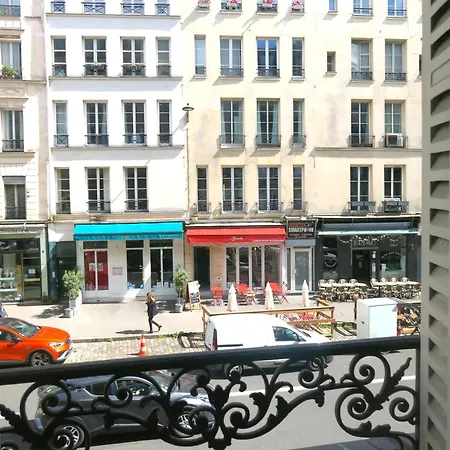 Roommate Share Colocation 1 Bedroom In Two Bedroom Luxe Marais Bretagne Citycosy Appartamento Parigi
